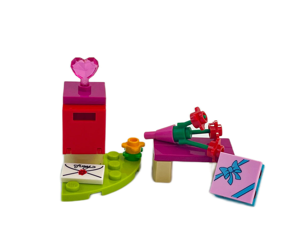 LEGO Friends Accessory Set: Valentine Foil with Mailbox and Roses (24 pcs)