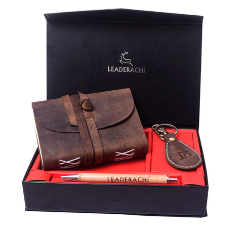 LEADERACHI Vintage Hunter Leather Journal Writing Notebook Handmade Unlined Paper 5 x 4 Inches with Key Ring and Wooden Pen with Rakhi Gifting Combo (Muskat)