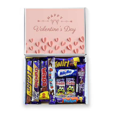 Valentine's Chocolate Gift. Luxury Chocolate Hamper For Him & Her. Chocolates Gift Box For Valentine's Day. Letterbox Gift Containing 10 x Milk Chocolate Bars. Mars, Dairy Milk & Cadbury Chocolate.