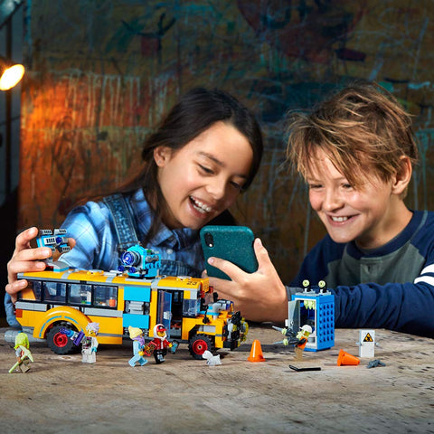 LEGO Hidden Side Paranormal Intercept Bus 3000 70423 Augmented Reality (AR) Building Kit with Toy Bus, Toy App allows for endless Creative Play with Ghost Toys and Vehicle (689 Pieces)