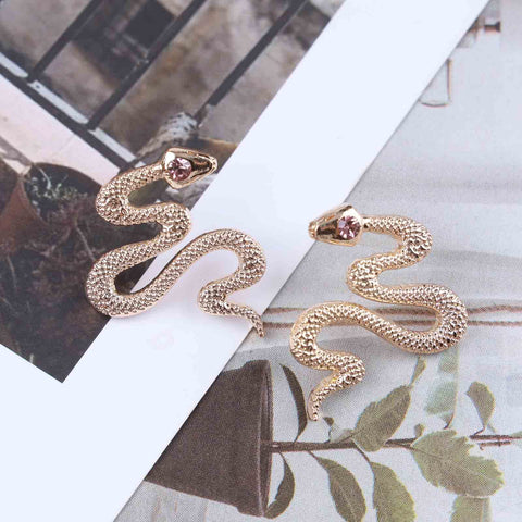 Yheakne Vintage Snake Stud Earrings Gold Snake Drop Earrings Gothic Serpent Earrings Punk Viper Cobra Earrings Jewelry for Women and Girls