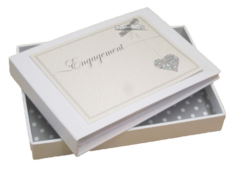 White Cotton Cards Engagement Love Heart Mini Photo Album (LLE-T)